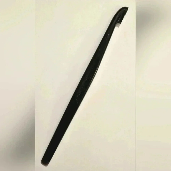 *NEW* Tupperware Orange Citrus Peeler in Black - Picture 1 of 5